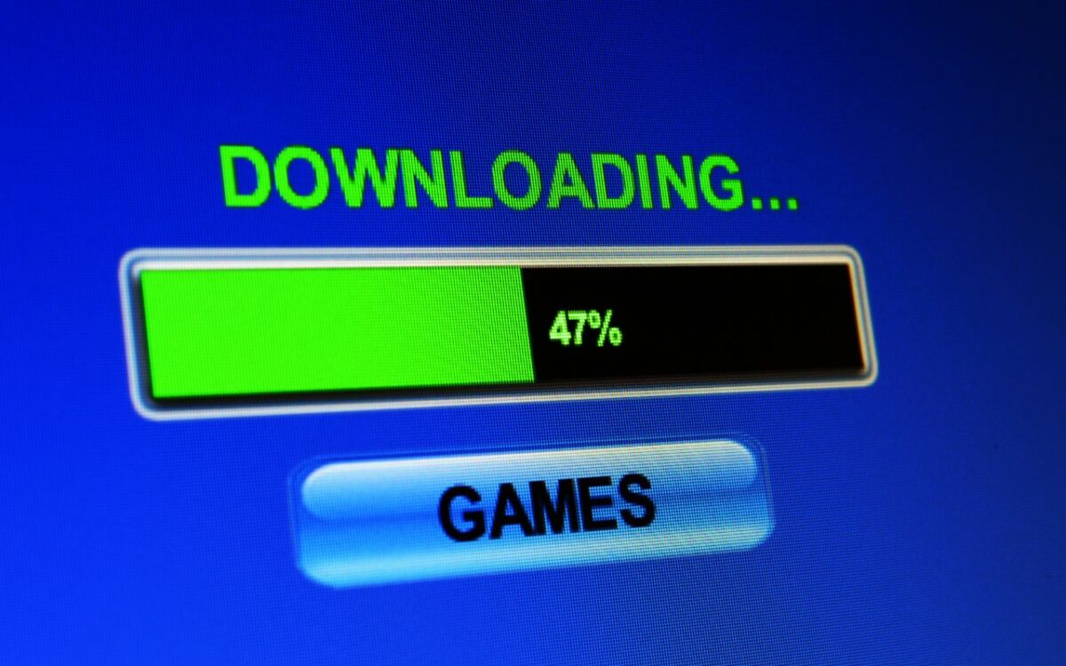 downloading games