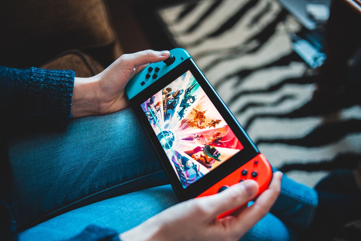 Switch ROMs: Is It Safe And Legal To Download and Install On Your Nintendo  Switch?