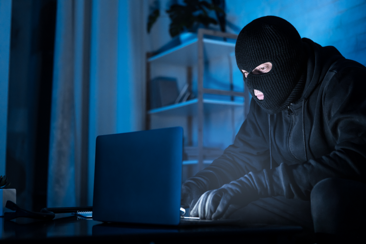 man hackers in laptop